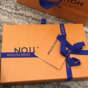 Meet your Posher, Sana